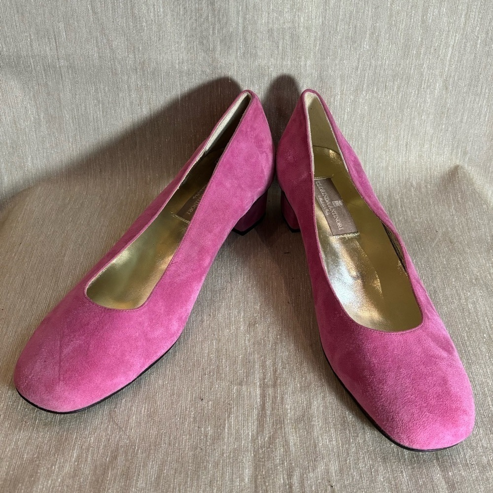 CLORINDA ANTINORI Sz 40 Suede Small Squarish Heel Suede Classic Pump Shoes